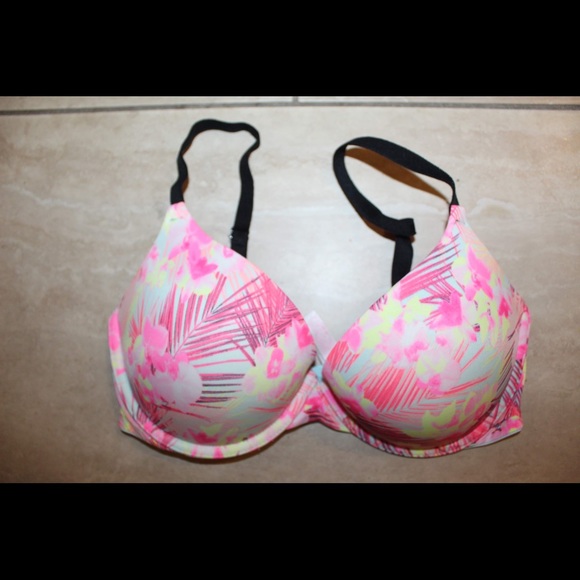 Victoria’s Secret PINK push up 34D bra - Picture 16 of 16